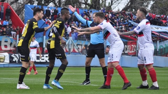 Madryn sufrió un duro revés en Adrogué