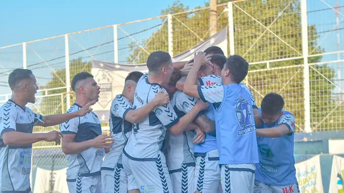 La Franja ganó, gustó y goleó a Sarmiento