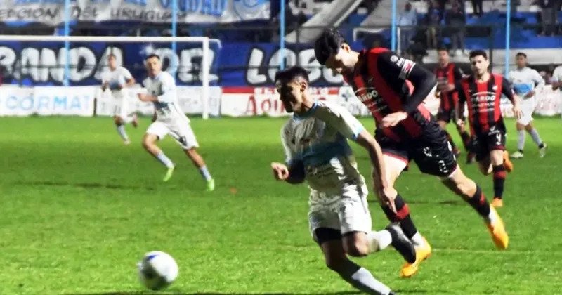 Gimnasia (CDU) y Douglas Haig repartieron puntos en el duelo de extremos