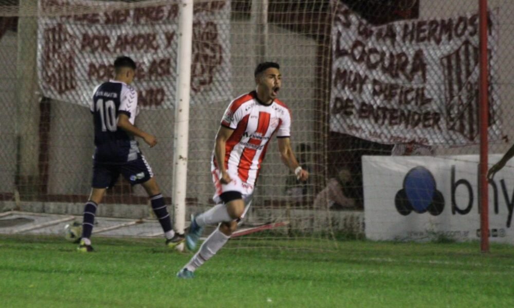 9 de Julio derrotó por 2-1 a San Martín de Formosa en Rafaela