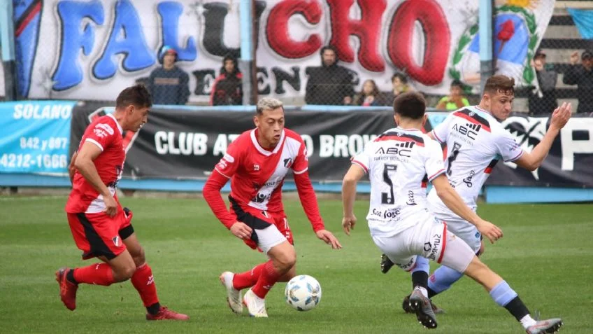 Empate en Adrogué: Maipú no aguantó la victoria y dejó escapar la chance de quedar solo en la cima