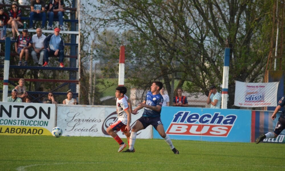 El Linqueño sigue sumando: empató 2 a 2 en su visita a Pronunciamiento