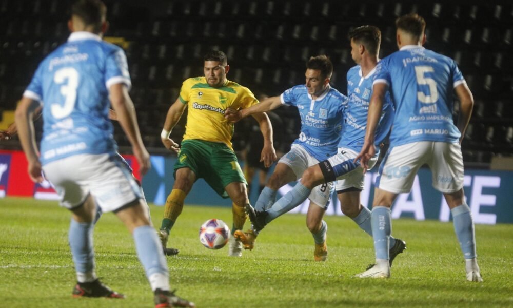 Halcón copero: Defensa eliminó a Estudiantes de Río IV y avanzó a 4tos de final