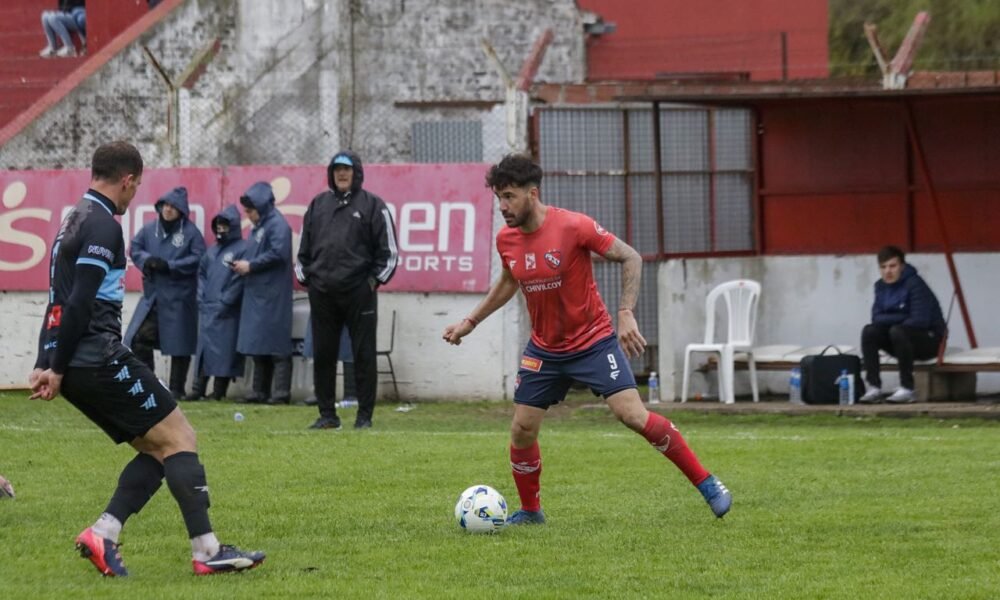 Independiente y Gimnasia hicieron negocio en Chivilcoy