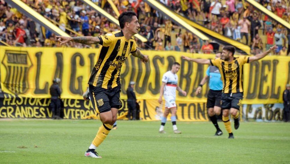 Victoria y festejo Aurinegro: Mitre goleó a Brown y da pelea por la clasificación