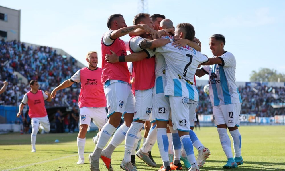 A tiro del Reducido: Gimnasia y Esgrima de Jujuy venció por 2-0 a Atlanta en el 23 de Agosto