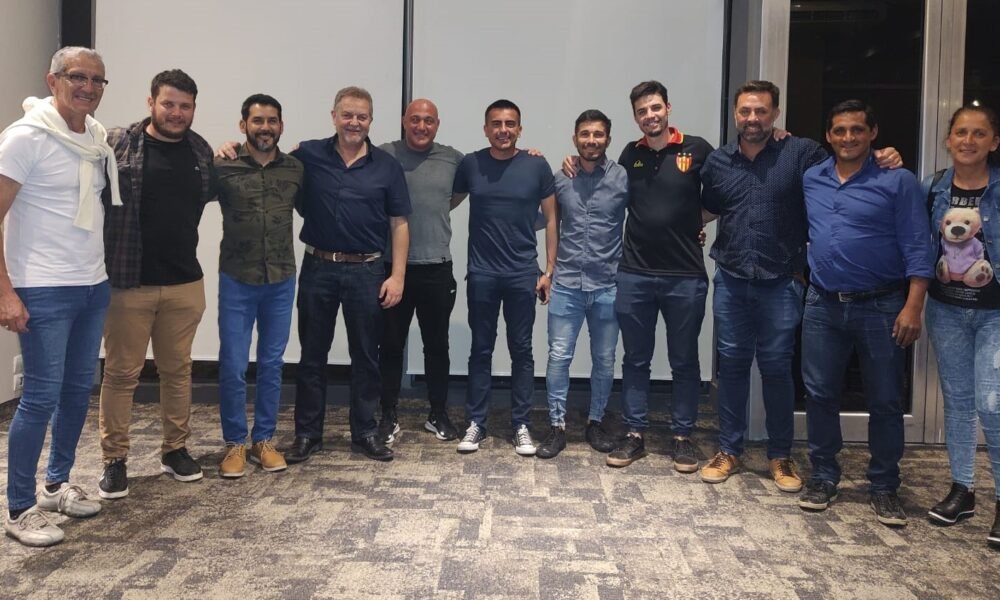 Reunión positiva entre la Liga Paranaense y los clubes representantes en el Regional