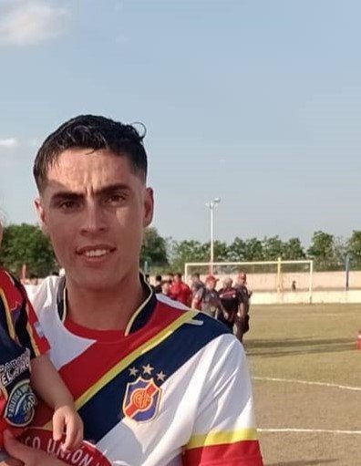 Nicolás González