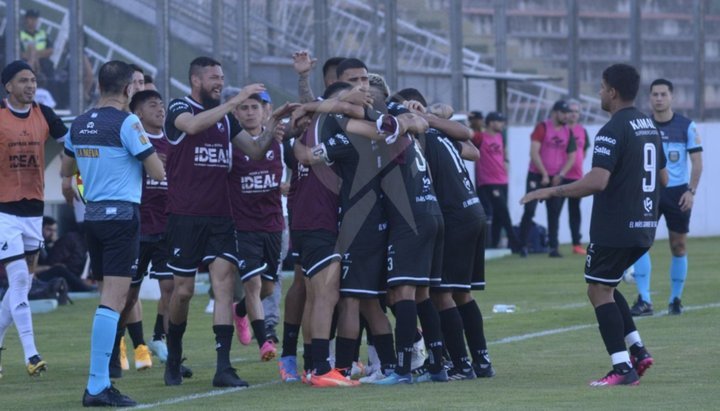 Central Norte superó a Las Parejas y ya está en Cuartos de final