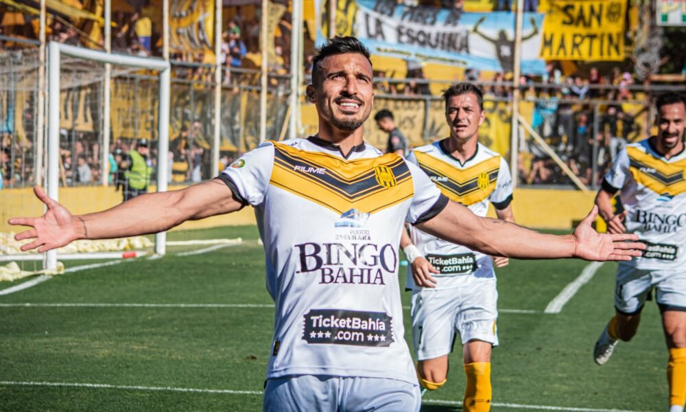 Olimpo despachó a Independiente de Chivilcoy y está en semifinales