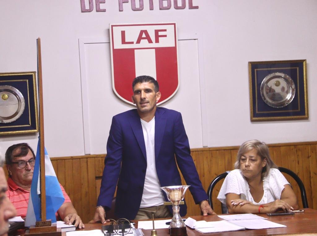 Andrés Merlos se convirtió en el nuevo presidente de la Liga Alvearense de Fútbol
