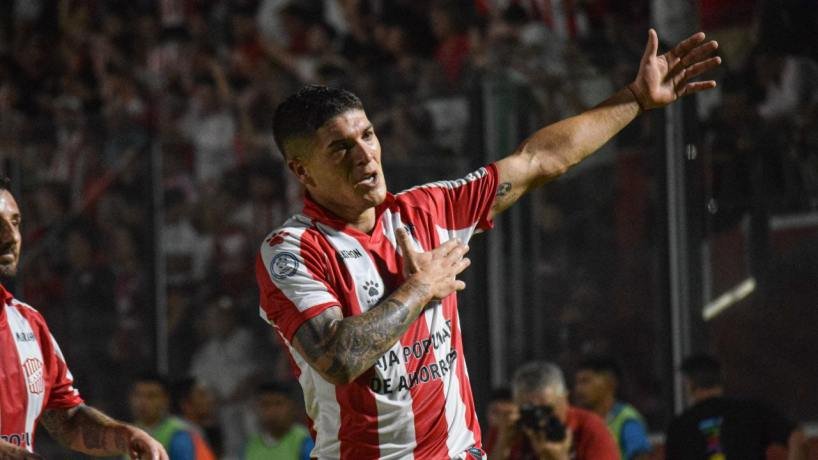 ¡Explota La Ciudadela! San Martín le ganó a Gimnasia con gol de Banegas de cabeza