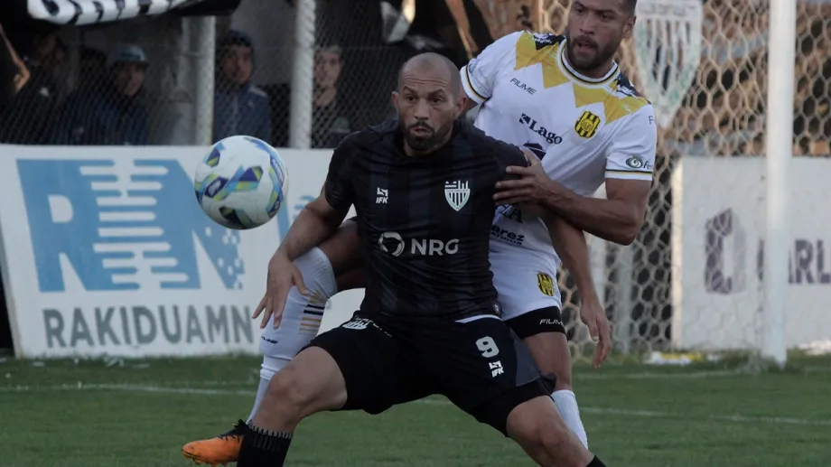 Cipolletti y Olimpo se quedaron en cero