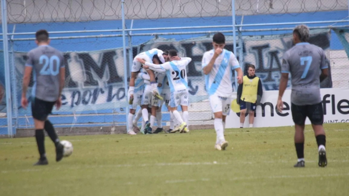 El Albo cayó en el Gigante ante Temperley