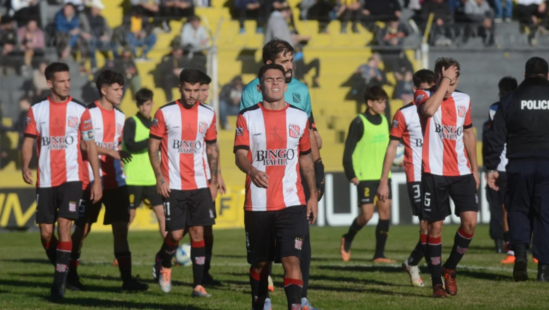 Por problemas salariales, Sansinena comenzó la semana con 9 bajas
