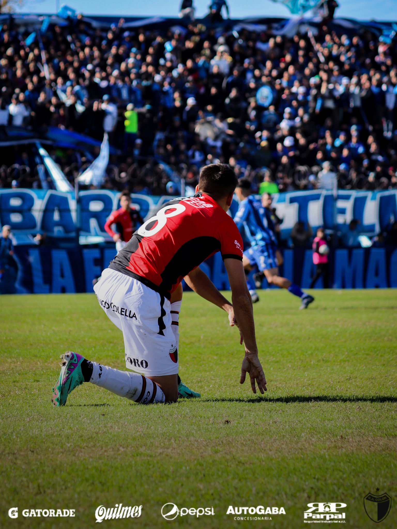 Colón se fue derrotado de la Isla Maciel