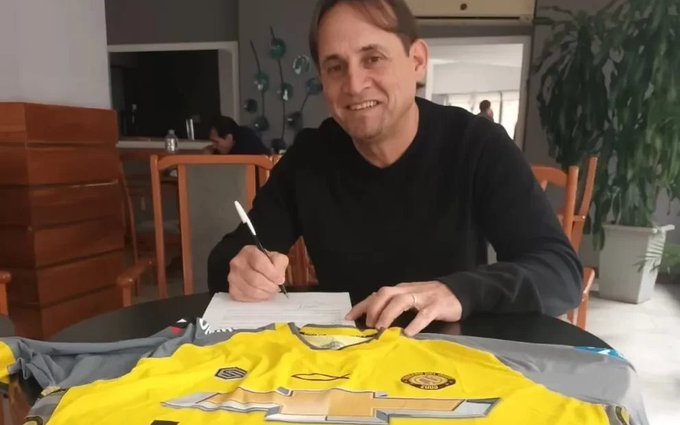 Crucero del Norte oficializó a su nuevo entrenador