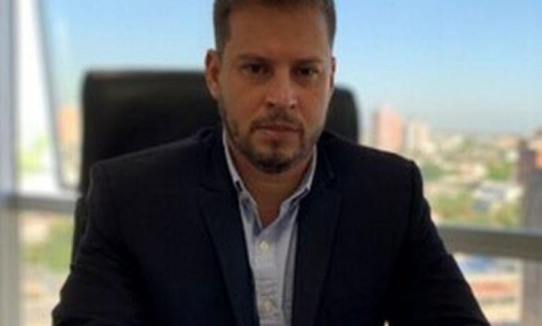 Sarmiento a la deriva: Besga dio un paso al costado