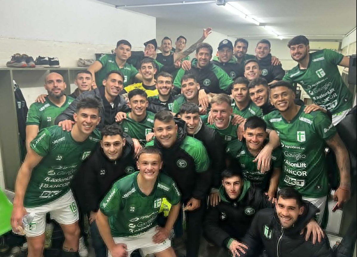 La Verde arrancó con victoria ante Atenas