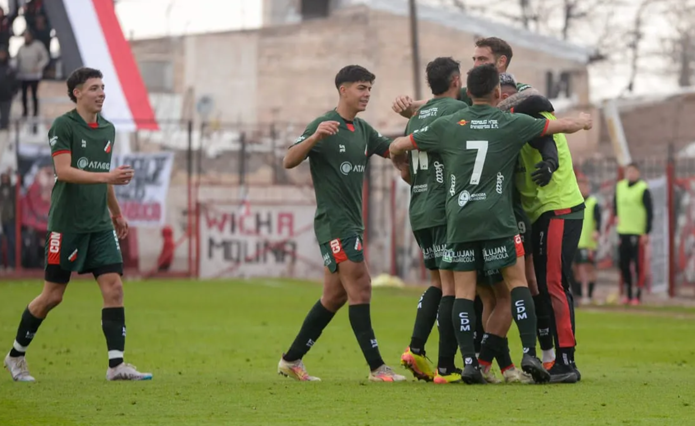 Deportivo Maipú le ganó a Patronato y se metió en el Reducido otra vez