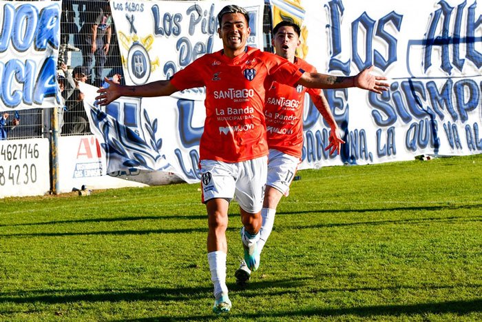 Polémico triunfo de Sarmiento en Río Cuarto