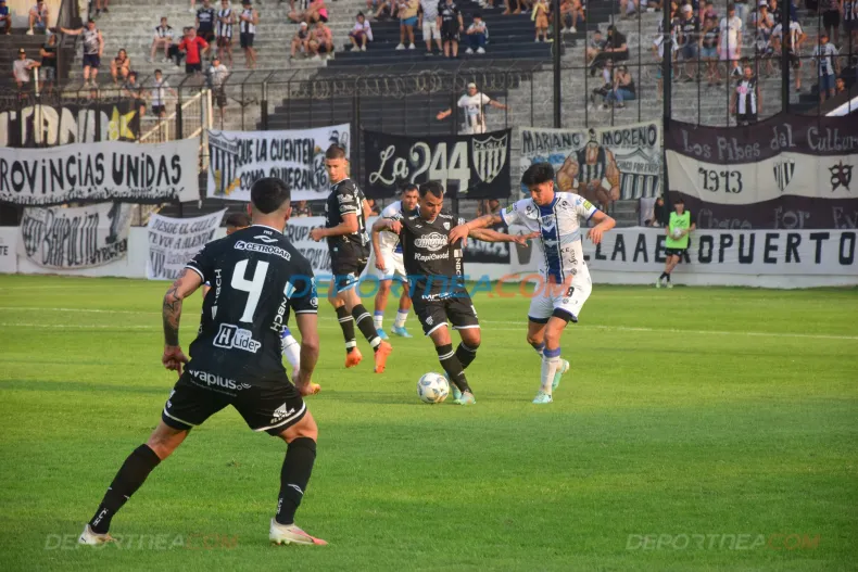 Amargo empate para For Ever