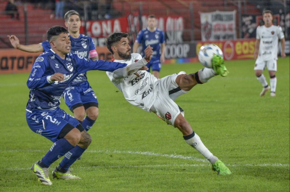 Patronato se durmió en el final y Quilmes se lo empató en el Grella
