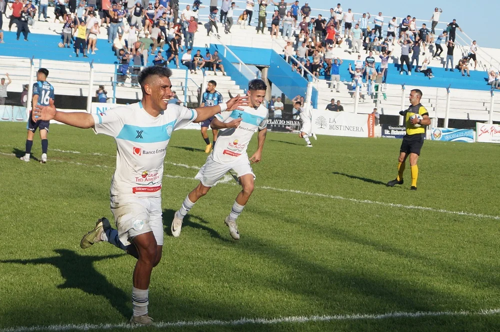El Lobo Uruguayense aún aúlla: Gimnasia derrotó al Linqueño y forzó un desempate por la permanencia