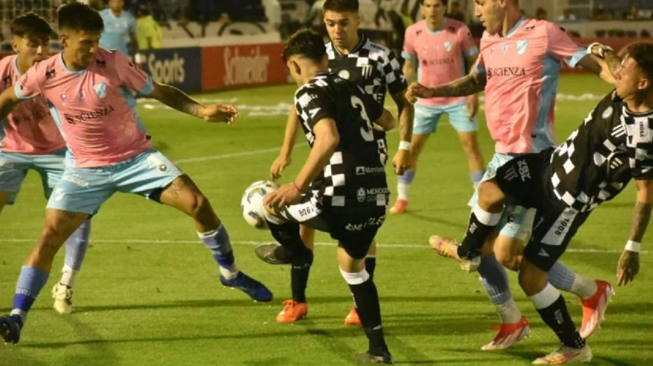 Gimnasia perdió ante Temperley en Mendoza y dejó pasar la chance de ser puntero a dos fechas del final