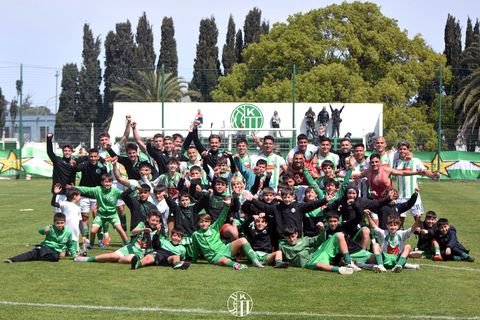 El Dragón se cargó al Decano sobre la hora: Kimberley eliminó a Sarmiento en la última