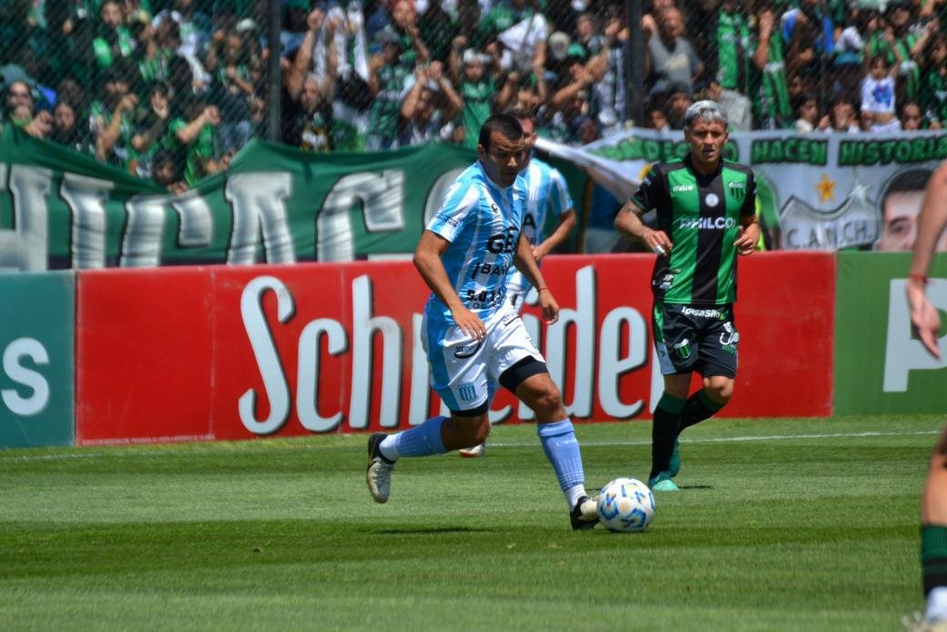 Racing no pudo superar a Chicago en Mataderos y quedó afuera del Reducido