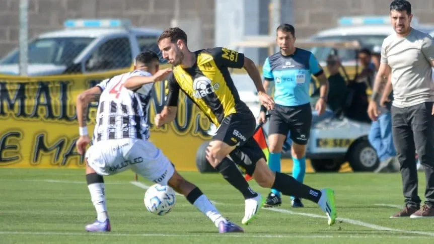 El Pituco perdió pero aguantó ante el Depo para pasar: Sufrida clasificación de Gimnasia en Madryn