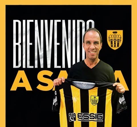 El Mono Navarro Montoya es el nuevo DT de Santamarina
