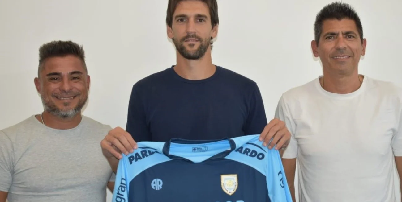 Atlético Rafaela oficializó la continuidad de Lucas Albertengo