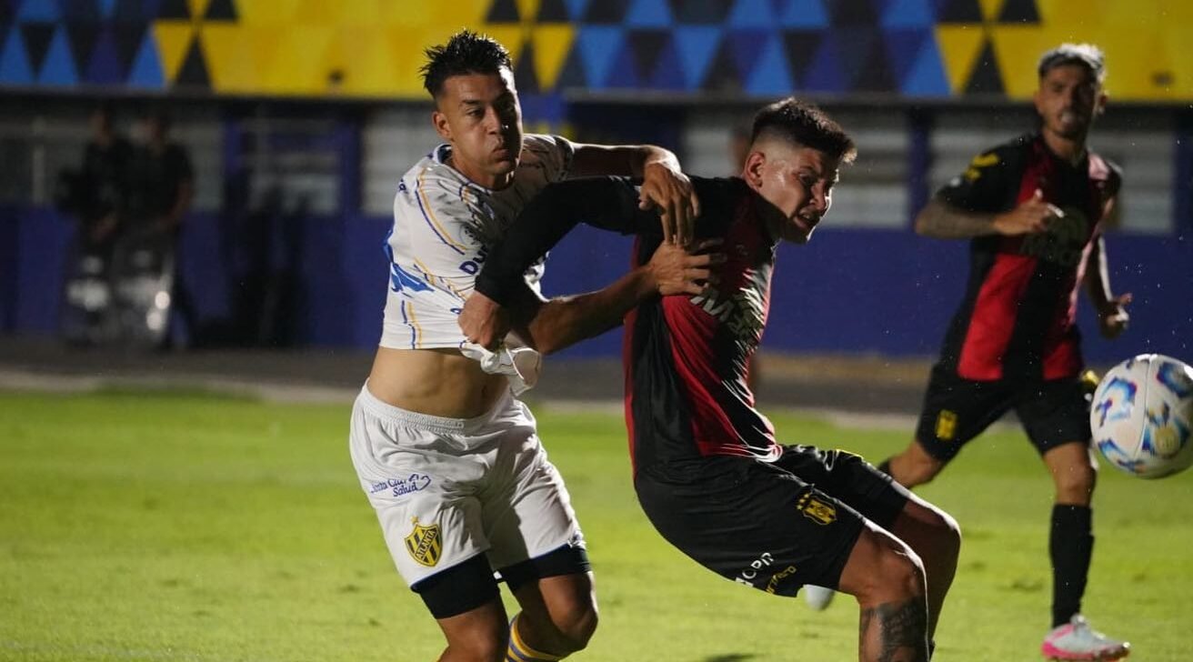 Deportivo Madryn cayó en su debut ante Atlanta