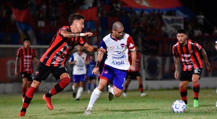 Agónico empate de Güemes ante Patronato