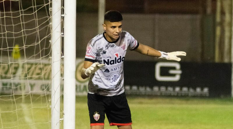 El Linqueño refuerza su arco