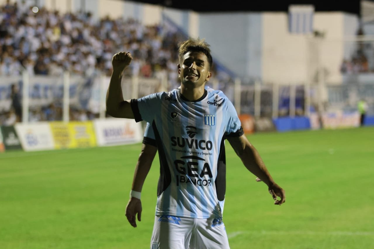 Racing derrotó a Alvarado en Córdoba de la mano de Machado y es escolta