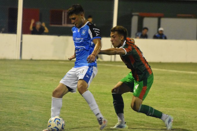 Agropecuario logró sus primeros tres puntos en el torneo ante Estudiantes de Río Cuarto