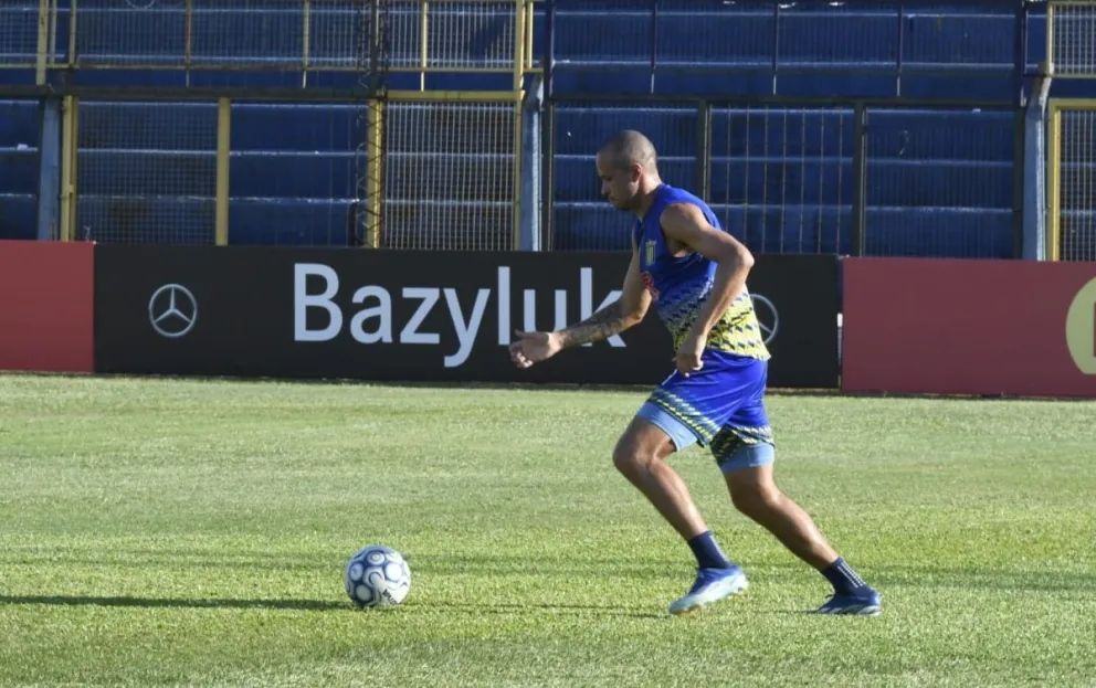 Bartolomé Mitre puso primera con refuerzos confirmados