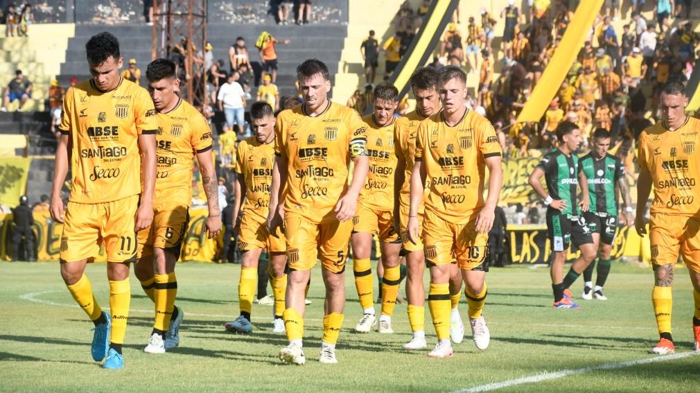 Mitre es un caos, sumó su cuarta derrota al hilo ante Nueva Chicago y está último