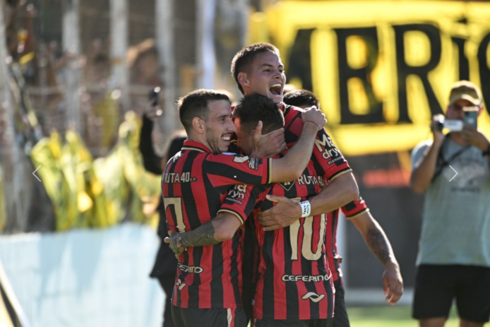 Triunfo aurinegro en casa: Deportivo Madryn se impuso ante San Miguel