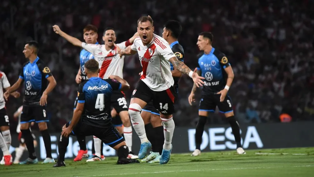 No hubo hazaña: Bolívar cayó ante River