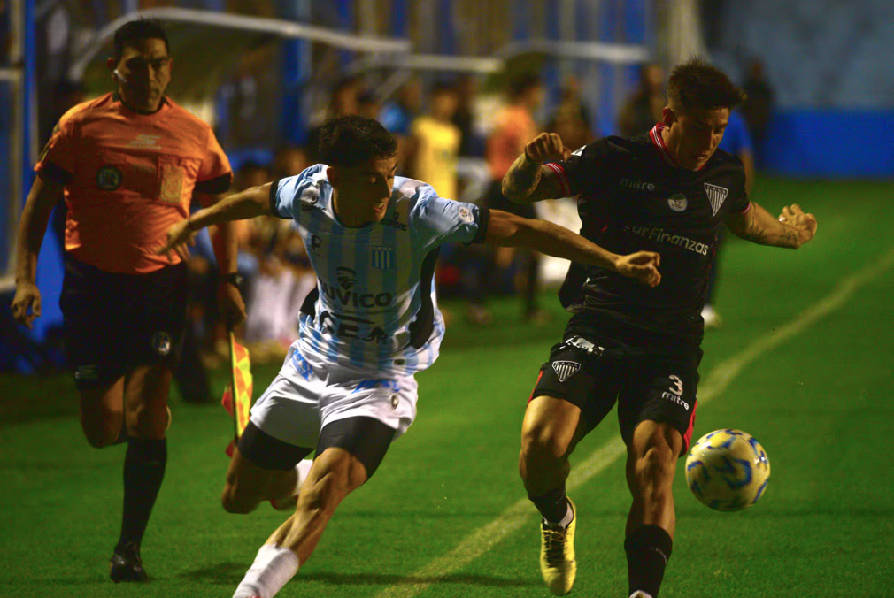 A Racing se lo empataron sobre el final en Córdoba: igualó 1 a 1 ante Los Andes y no pudo despegar como puntero