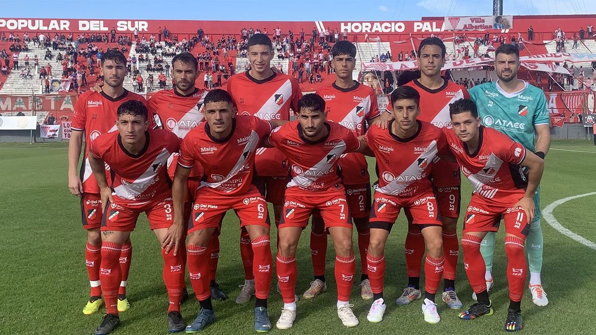 Deportivo Maipú cayó ante Los Andes con tres goles de cabeza, pero sigue en el Reducido