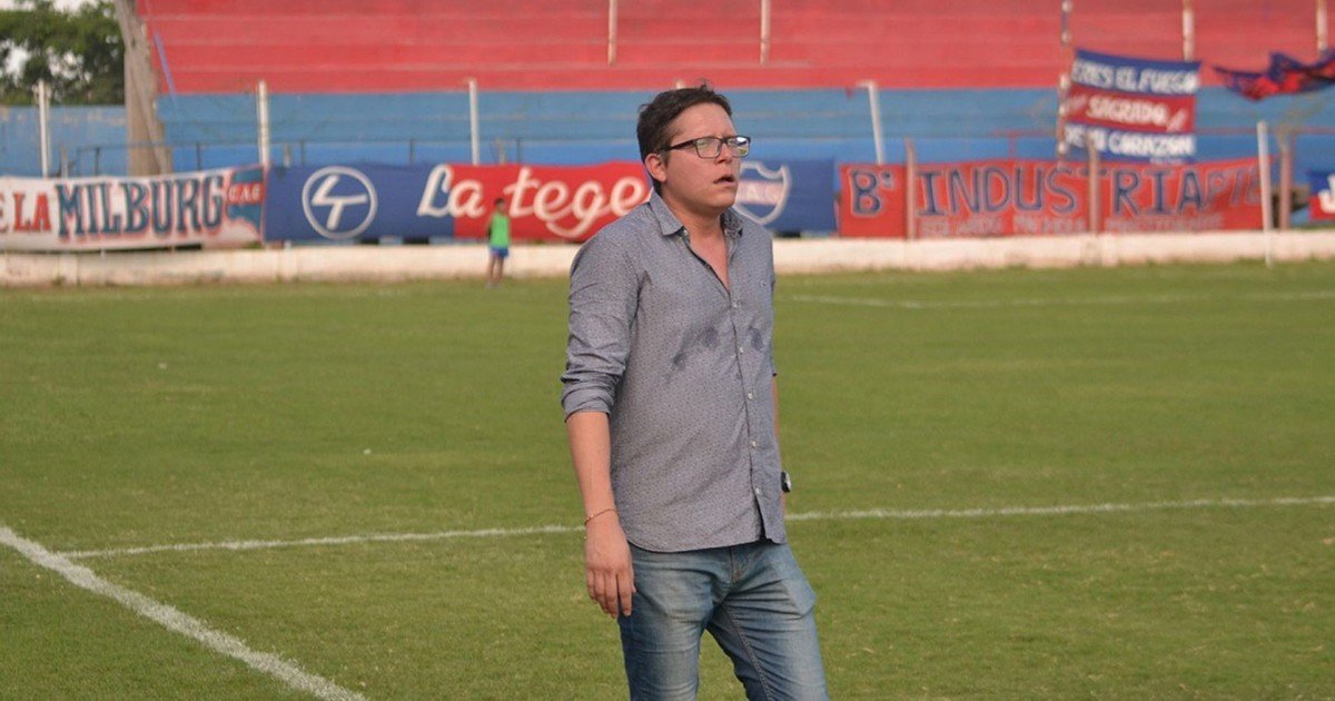 Pablo Martel deja Sarmiento de La Banda para sumarse a Güemes