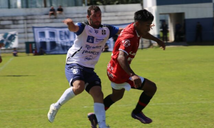 Ganó el Celeste y es puntero: Ciudad de Bolívar se impuso ante Atenas