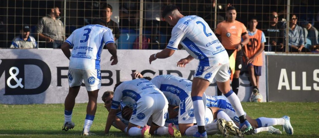 Imbatible en Rafaela: Atlético volvió a ganar ante Boca Unidos y quedó como escolta