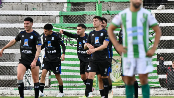 Rincón vapuleó a Germinal y se fue Cristian Corrales como DT del Verde