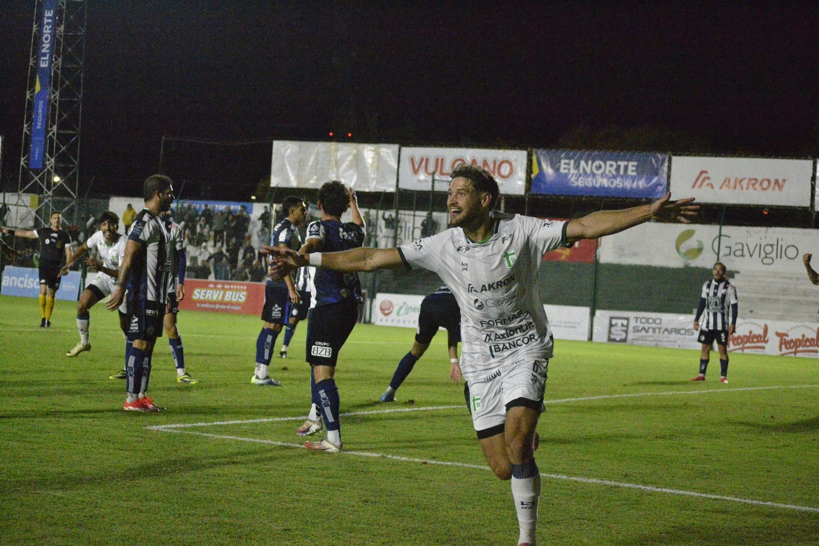 Sportivo Belgrano derrotó a El Linqueño en Córdoba y es escolta de la zona